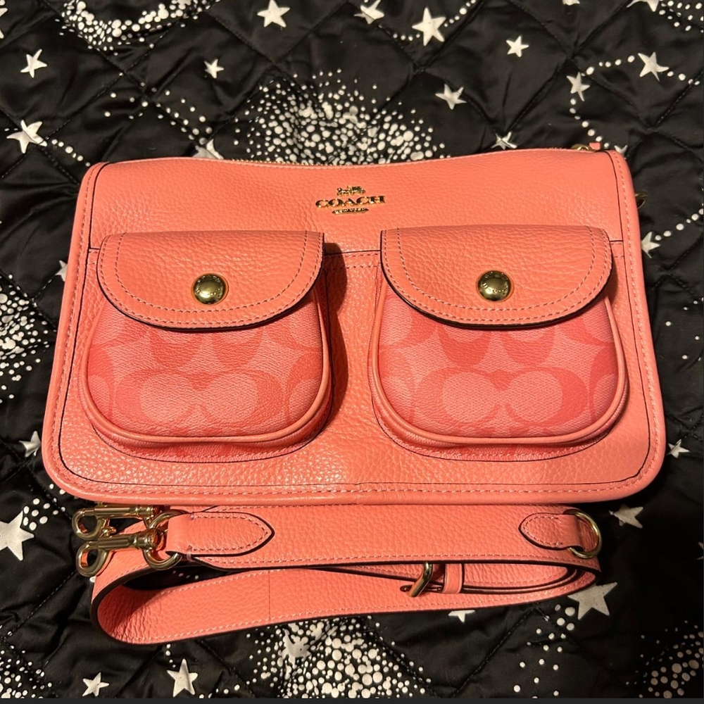 Coach Pink Leather Women's Bag